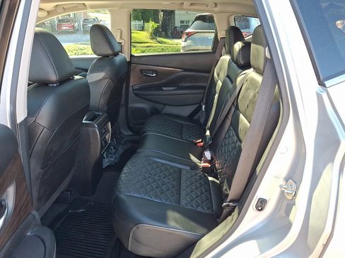Used 2020 Nissan Murano Platinum w/ Cargo Package image 10