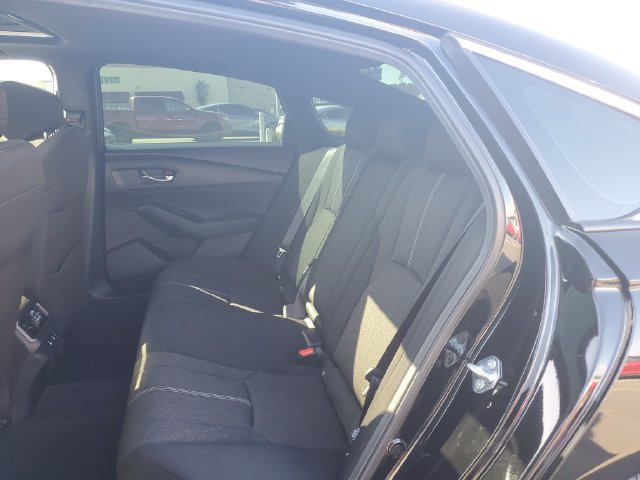 Used 2025 Honda Accord Sport image 13