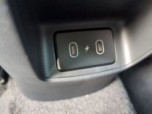 New 2026 Hyundai Elantra Limited FWD image 15
