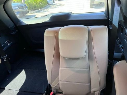 Used 2024 Mercedes-Benz GLS 580 GLS 580 image 8