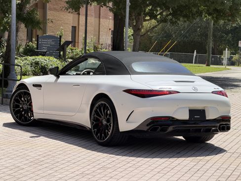 Used 2022 Mercedes-Benz SL 55 AMG 4MATIC image 12