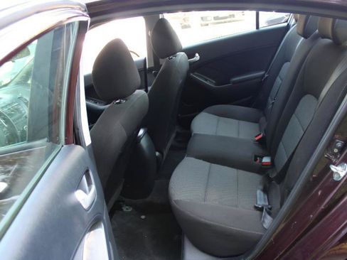Used 2018 Kia Forte LX FWD image 13