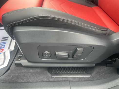 Used 2025 BMW X1 M35i w/ Premium Package AWD/4WD image 12