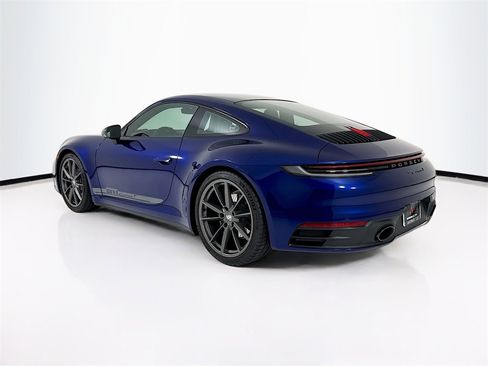 Used 2024 Porsche 911 Carrera T image 3