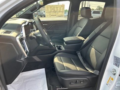 New 2025 GMC Canyon Elevation w/ Convenience Package image 9