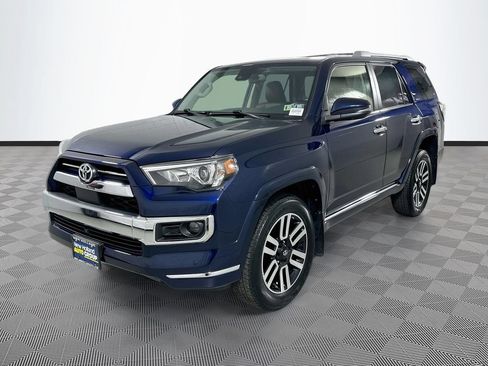 Used 2023 Toyota 4Runner Limited AWD/4WD image 3