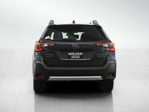 Used 2023 Subaru Outback Touring AWD/4WD image 4