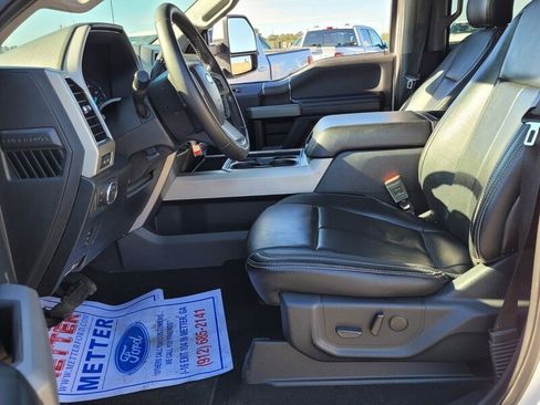 Used 2020 Ford F250 Lariat w/ Lariat Value Package image 5