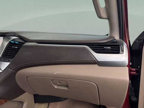 Used 2017 Chevrolet Tahoe Premier image 39