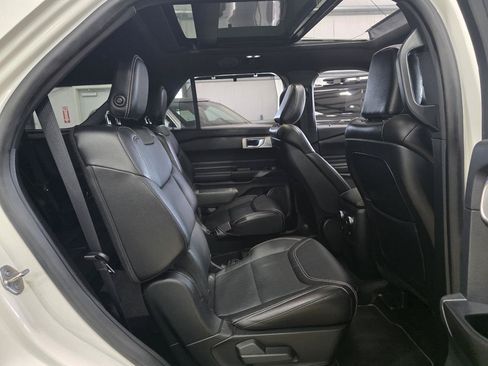 Used 2020 Ford Explorer ST w/ ST Street Pack AWD/4WD image 22