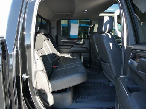 Certified 2024 Chevrolet Silverado 1500 LT Trail Boss w/ Convenience Package II image 17