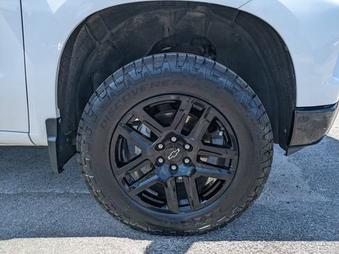 Used 2023 Chevrolet Silverado 1500 LT Trail Boss AWD/4WD image 11