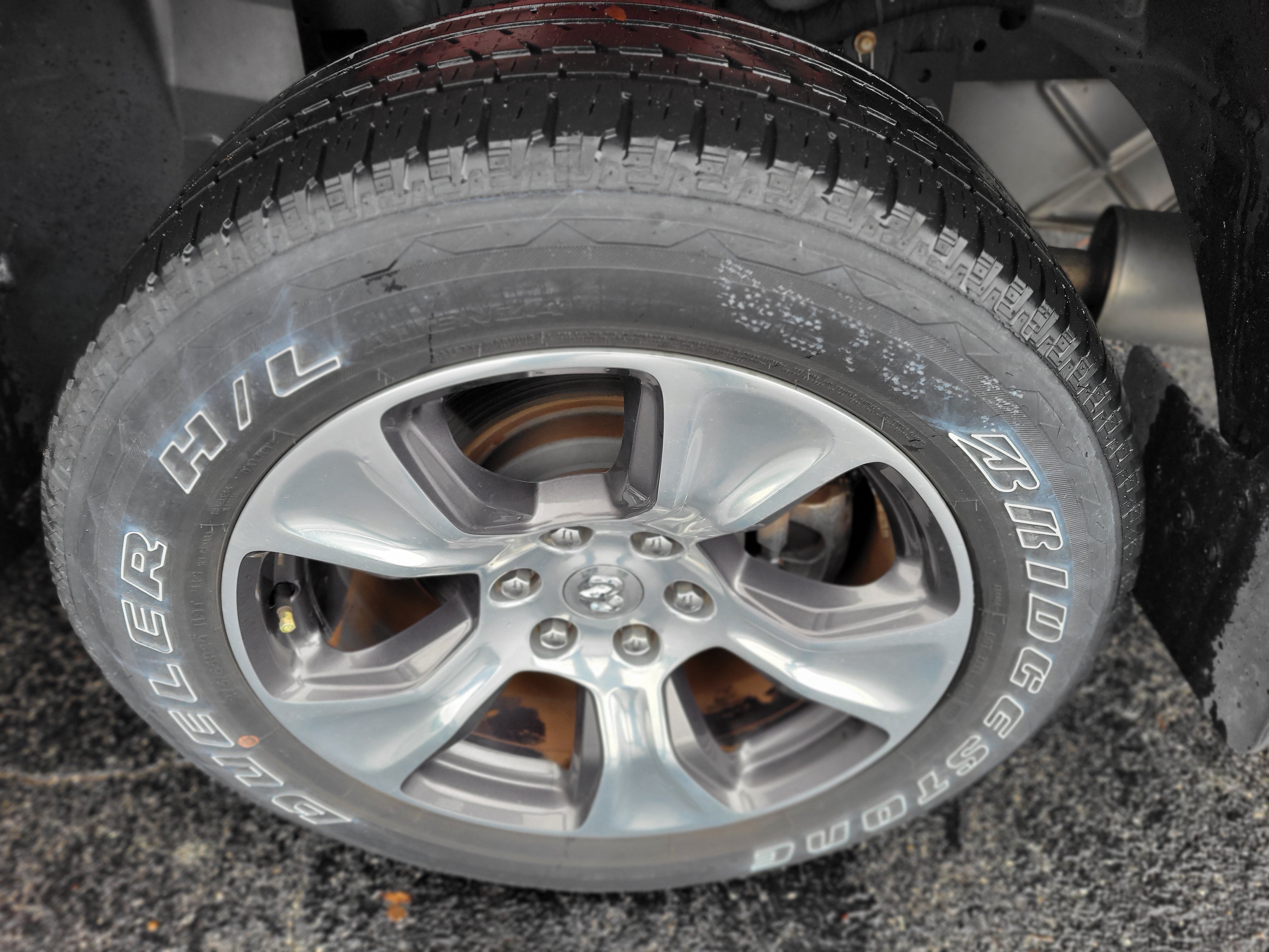 Used 2022 RAM 1500 Laramie AWD/4WD image 44