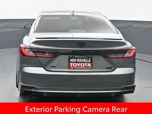 Used 2025 Toyota Camry LE image 5
