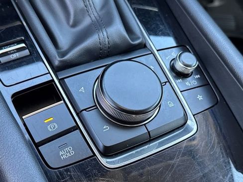 Used 2024 MAZDA MAZDA3 s image 29