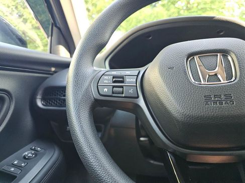 Certified 2025 Honda HR-V LX image 32