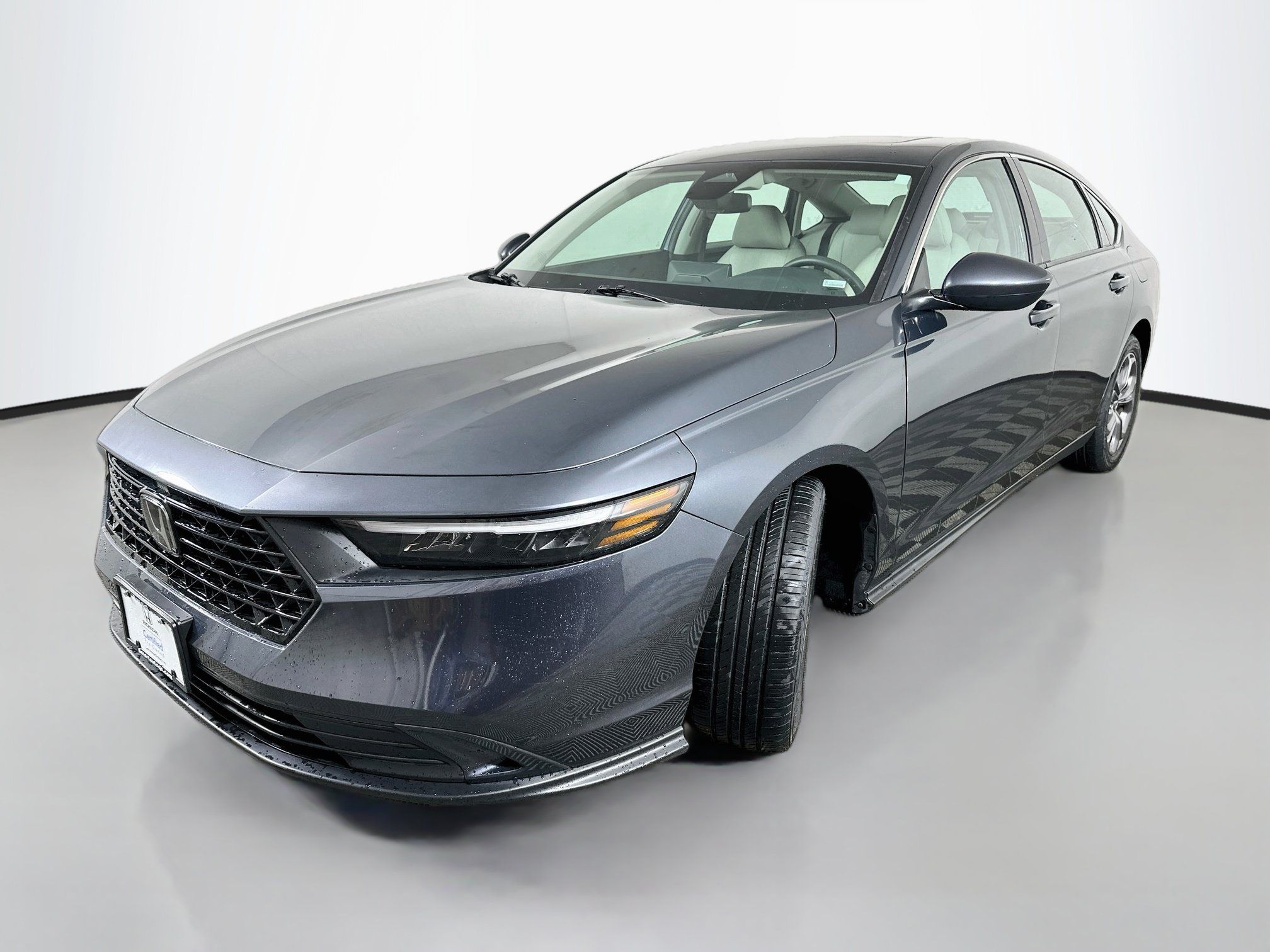 Used 2024 Honda Accord EX image 3