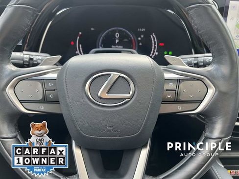 Used 2024 Lexus RX 350 FWD w/ Convenience Package image 17