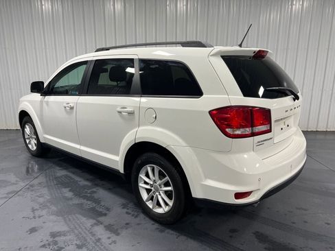 Used 2017 Dodge Journey SXT w/ Comfort/Convenience Group image 15