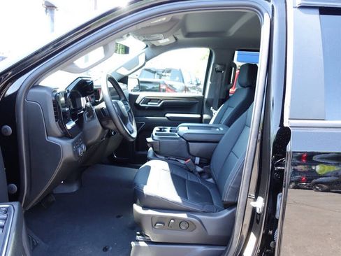 Used 2023 Chevrolet Silverado 1500 LT AWD/4WD image 18