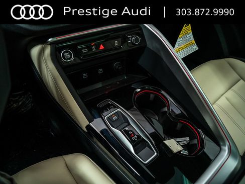 Used 2025 Audi Q5 Premium w/ Convenience Package AWD/4WD image 16