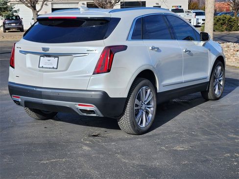 Certified 2023 Cadillac XT5 Premium Luxury w/ Technology Package image 5