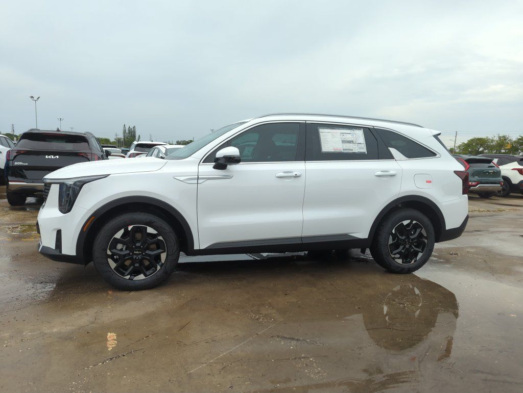 New 2026 Kia Sorento S FWD image 5