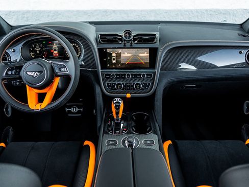 New 2026 Bentley Bentayga Speed image 4