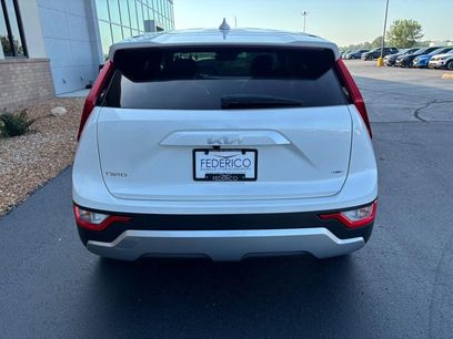 Used 2025 Kia Niro LX