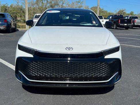 Certified 2026 Toyota Crown Limited w/ Advanced Technology Package image 8