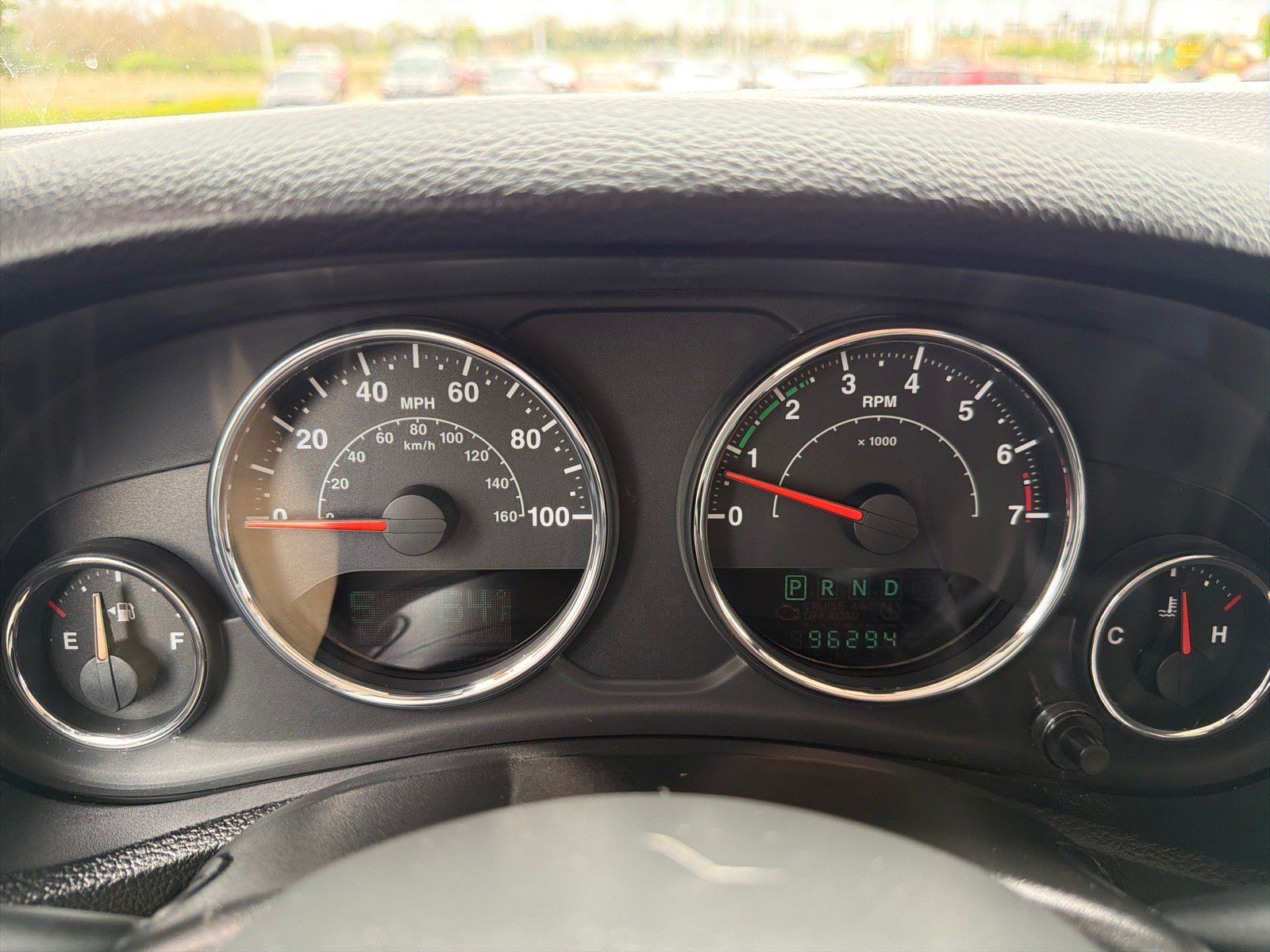 Used 2014 Jeep Wrangler Unlimited Rubicon w/ Connectivity Group AWD/4WD image 14
