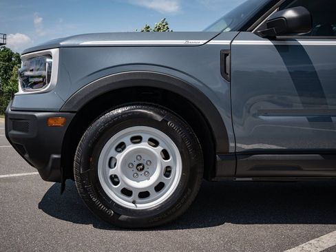 New 2025 Ford Bronco Sport Heritage w/ Convenience Package AWD/4WD image 4