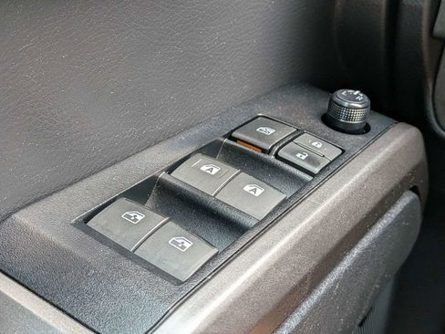 Used 2022 Toyota Tacoma Limited AWD/4WD image 30