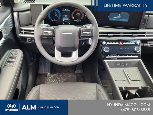 New 2025 Hyundai Santa Fe XRT AWD/4WD image 18
