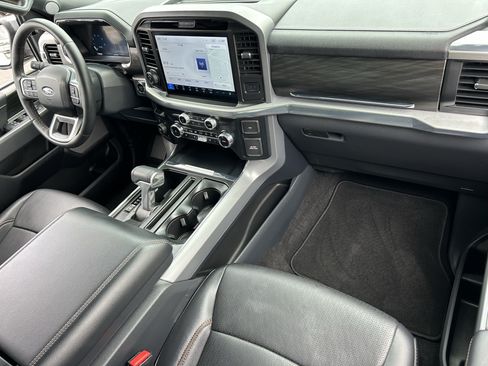Used 2025 Ford F150 Lariat AWD/4WD image 10