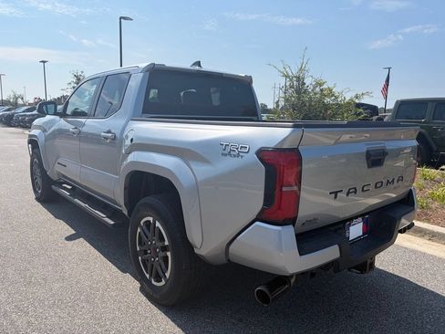Used 2024 Toyota Tacoma TRD Sport RWD image 15