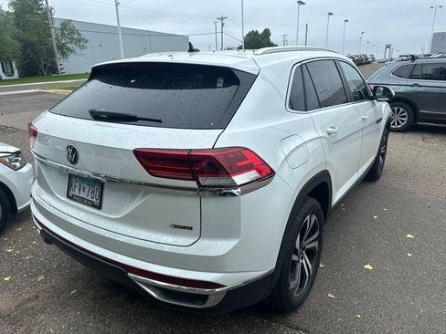 Used 2023 Volkswagen Atlas Cross Sport SEL AWD/4WD image 3