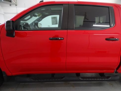 Used 2022 Chevrolet Silverado 1500 LT Trail Boss w/ LT Trail Boss Premium Package AWD/4WD image 20