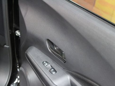 Used 2024 Nissan Kicks S FWD image 11