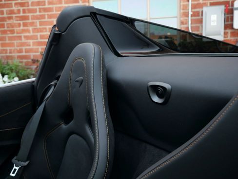 Used 2023 McLaren 720S Performance image 20