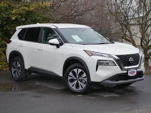 Certified 2022 Nissan Rogue SV AWD/4WD image 8