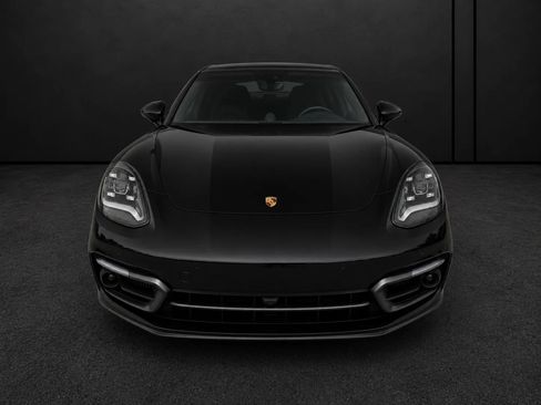 Used 2023 Porsche Panamera image 8