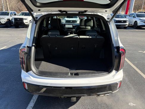 Used 2024 Kia Telluride EX X-Line image 25