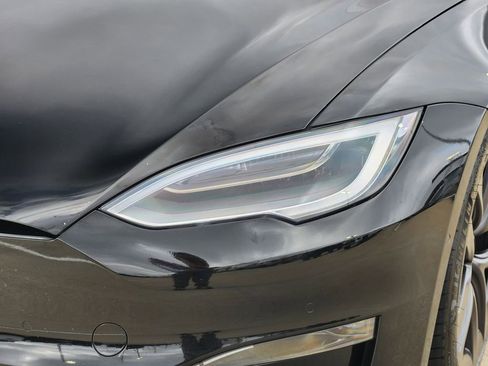 Used 2021 Tesla Model S Long Range image 9