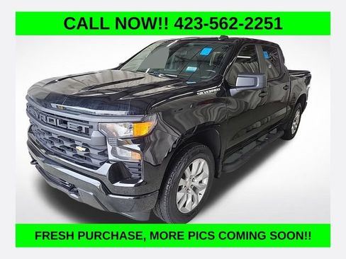 Used 2024 Chevrolet Silverado 1500 Custom AWD/4WD image 1