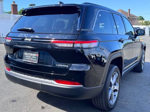 New 2026 Jeep Grand Cherokee Limited AWD/4WD image 7