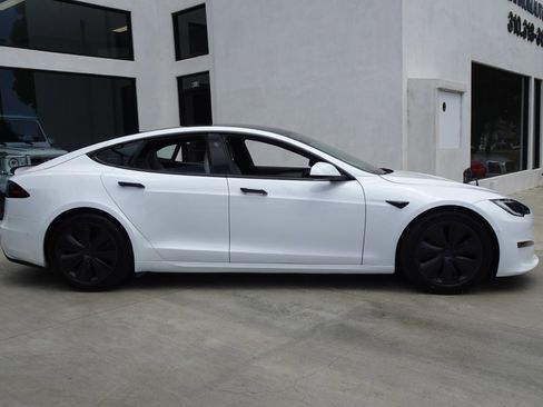Used 2022 Tesla Model S AWD/4WD image 10