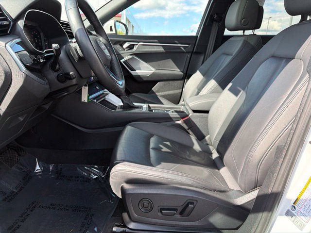 Used 2025 Audi Q3 2.0T Premium AWD/4WD image 11