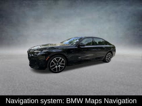 Used 2025 BMW 740i xDrive AWD/4WD image 3