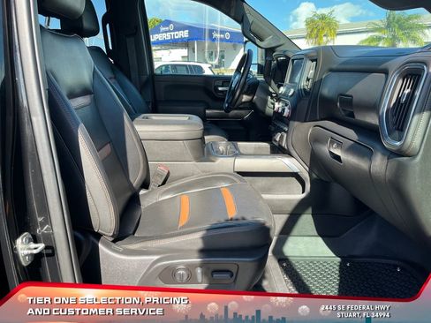 Used 2022 GMC Sierra 2500 AT4 image 19